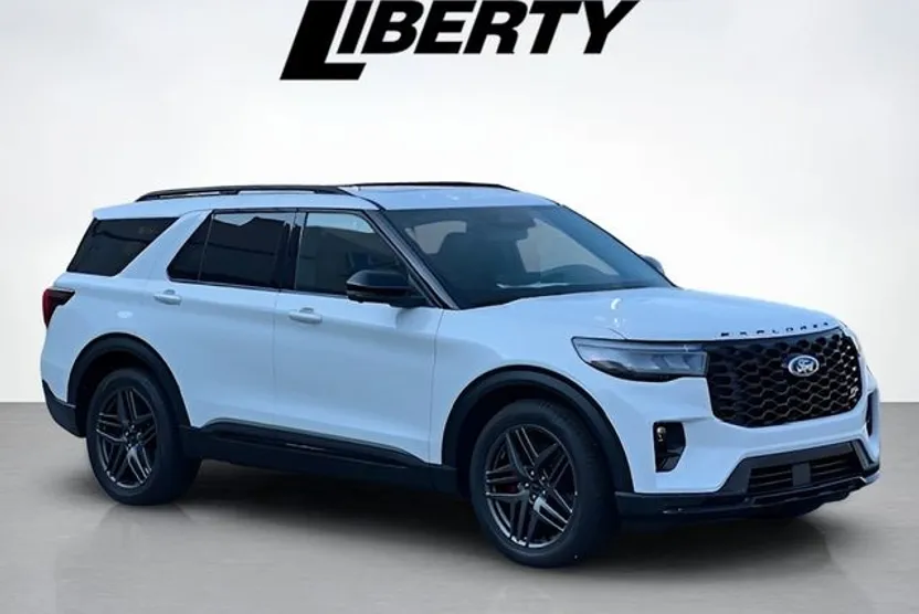 2025 Ford Explorer ST photo 1
