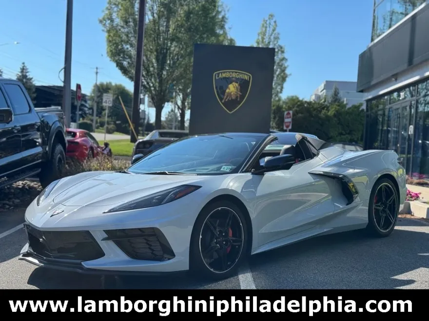2022 Chevrolet Corvette Stingray Convertible 2LT photo 1
