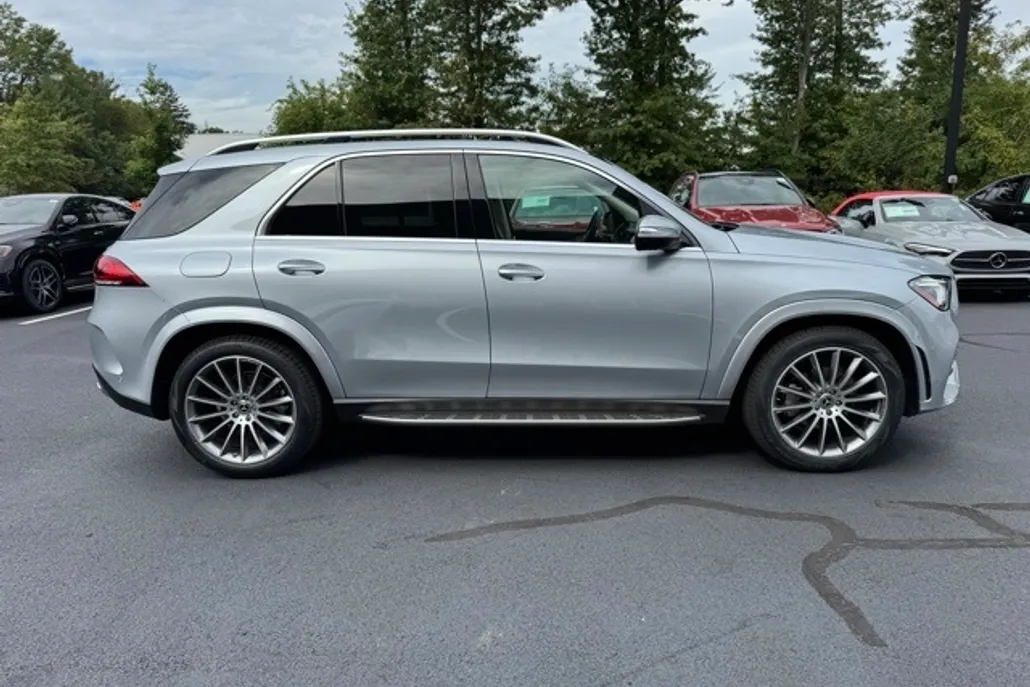 2022 Mercedes Benz GLE 350 4MATIC photo 1