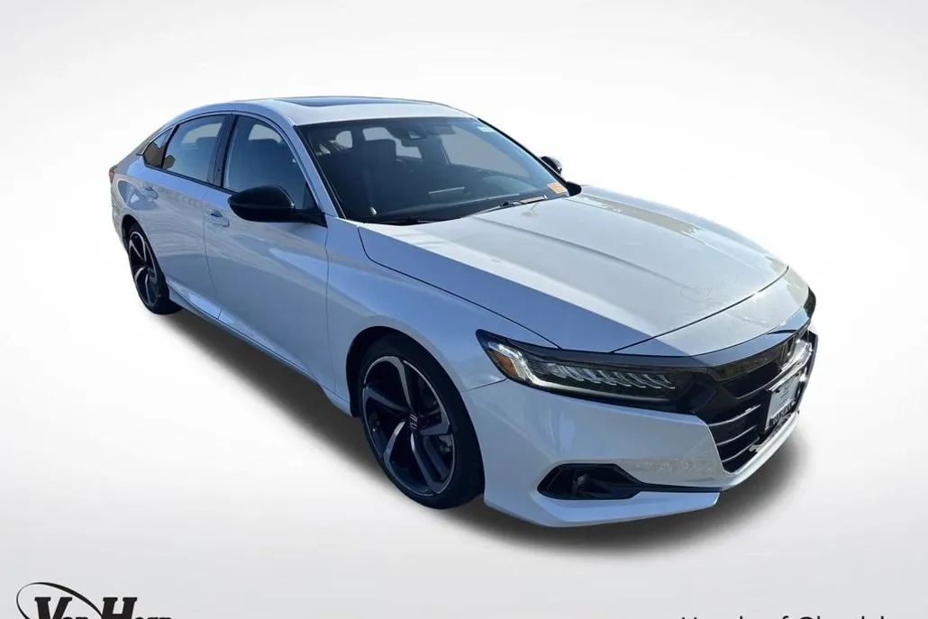 2022 Honda Accord Sport 2.0T photo 1