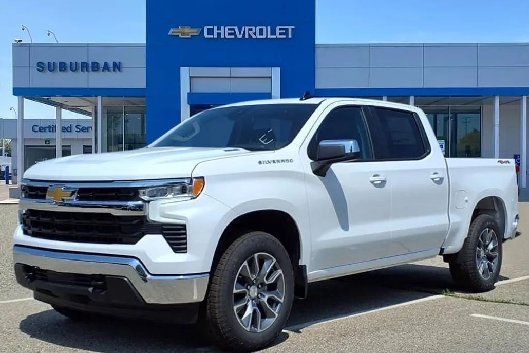 2025 Chevrolet Silverado 1500 LT photo 1