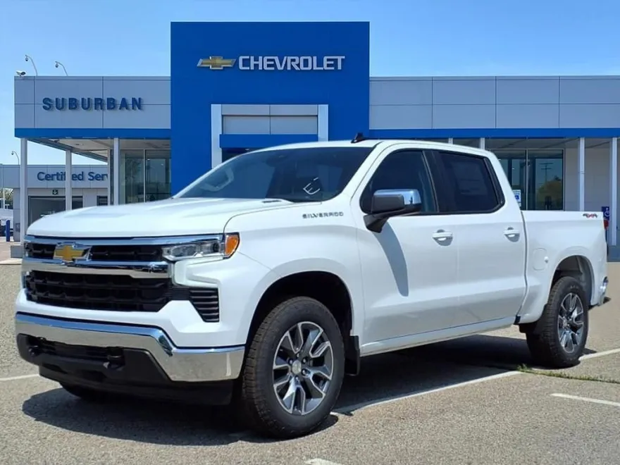 2025 Chevrolet Silverado 1500 LT photo 1