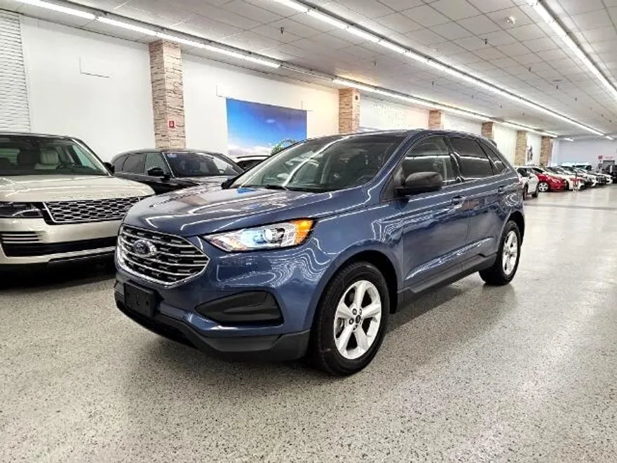 2019 Ford Edge SE photo 1