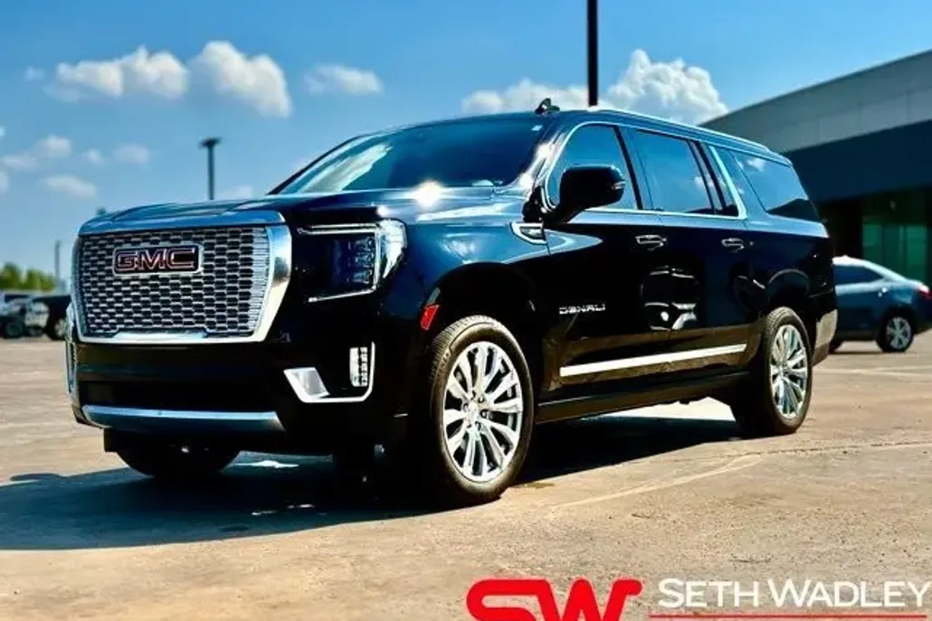 2023 Gmc Yukon XL Denali photo 1