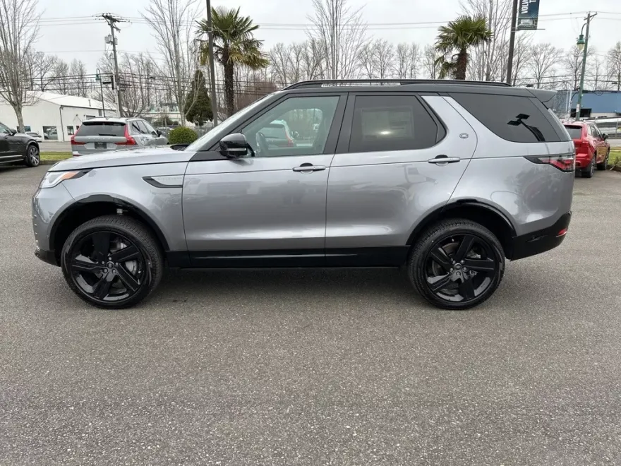 2025 Land Rover Discovery SE photo 1