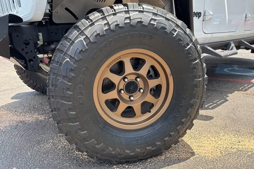 2021 Jeep Gladiator Sport S photo 1