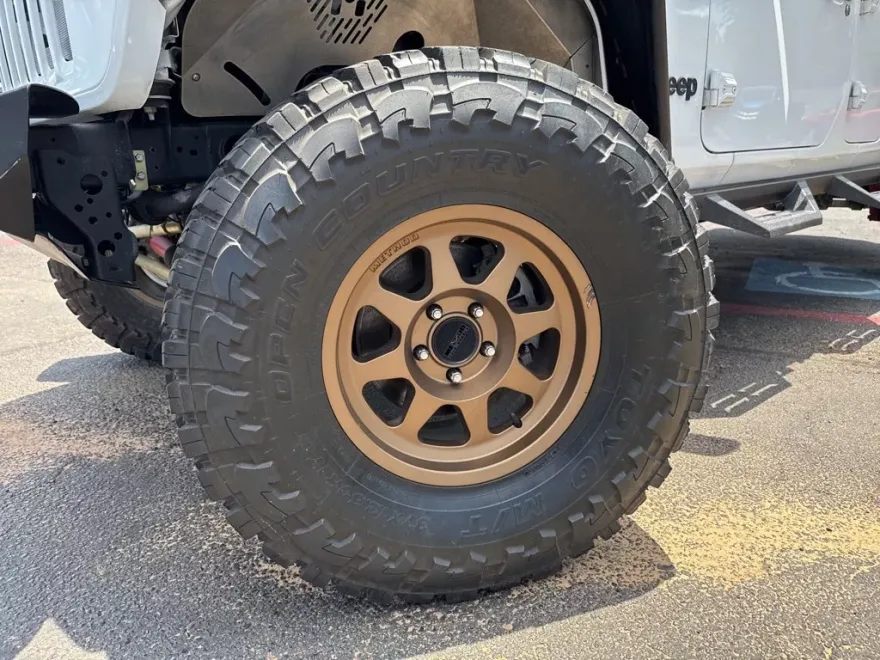 2021 Jeep Gladiator Sport S photo 1