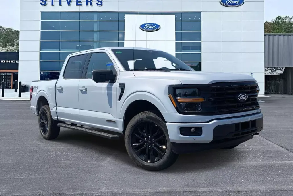 2025 Ford F-150 XLT photo 1