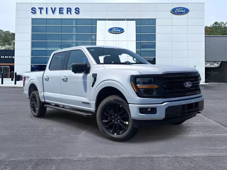 2025 Ford F-150 XLT photo 1