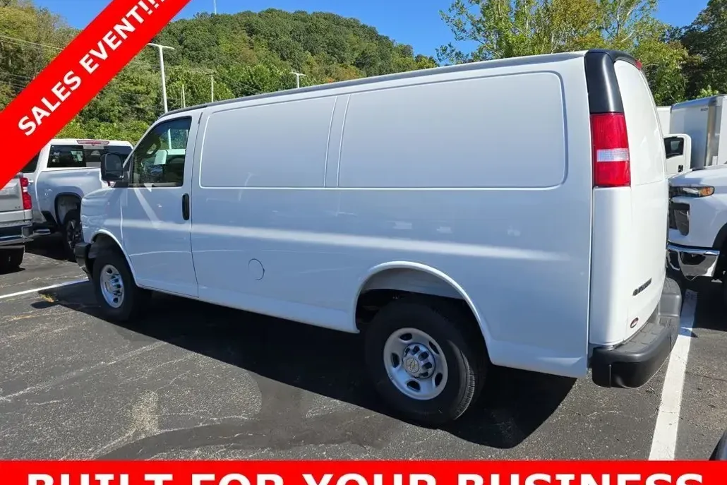 2025 Chevrolet Express 2500 Work Van Cargo photo 1