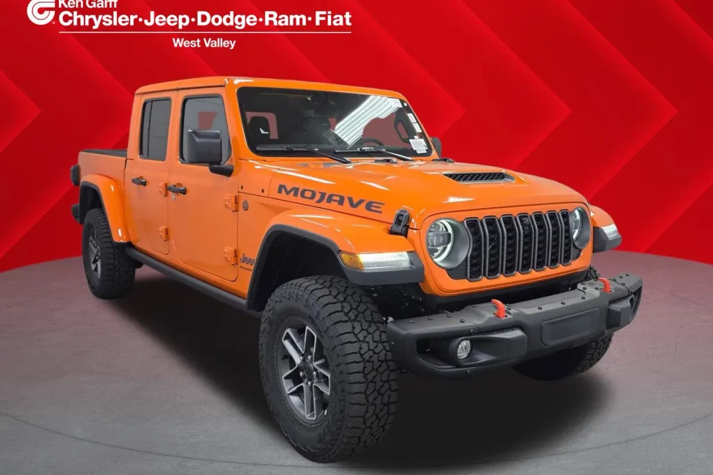 2025 Jeep Gladiator Mojave photo 1
