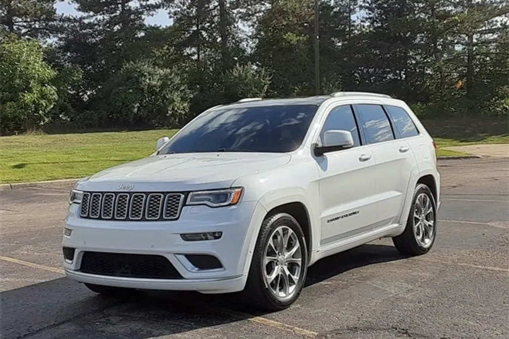 2020 Jeep Grand Cherokee Summit photo 1
