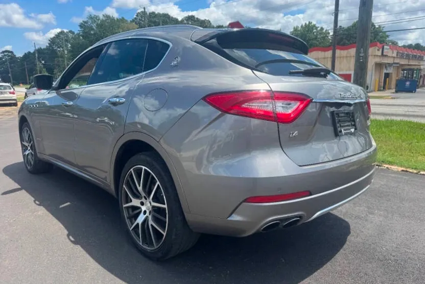 2018 Maserati Levante GranLusso photo 1