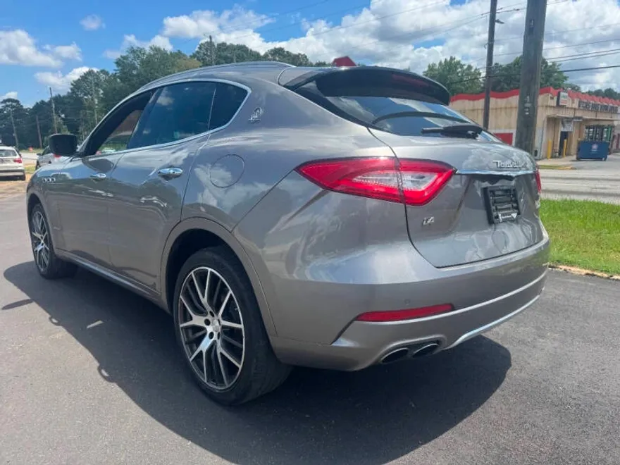 2018 Maserati Levante GranLusso photo 1