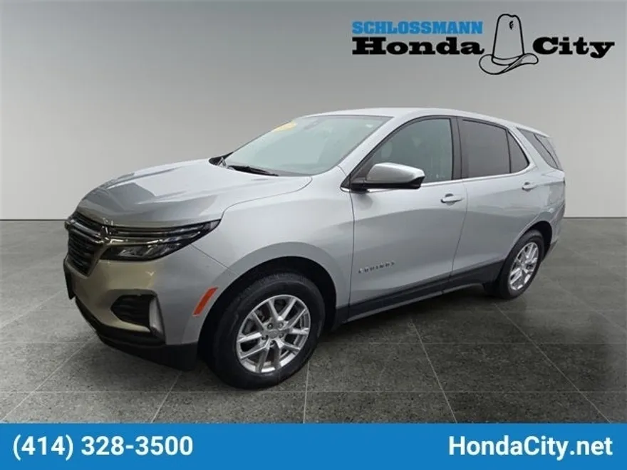 2022 Chevrolet Equinox LT photo 1