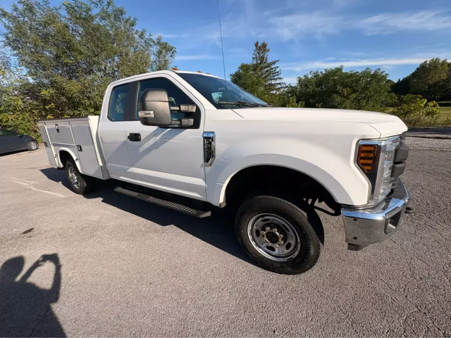 2019 Ford F-250 XL photo 1