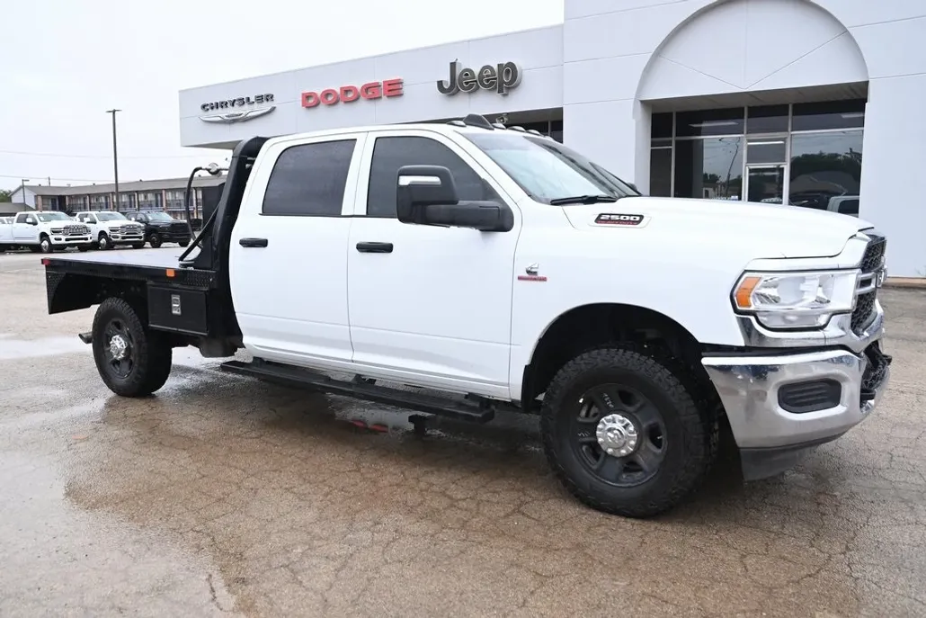 2024 Ram 2500 Tradesman photo 1