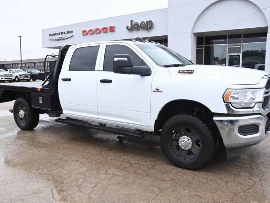 2024 Ram 2500 Tradesman photo 1