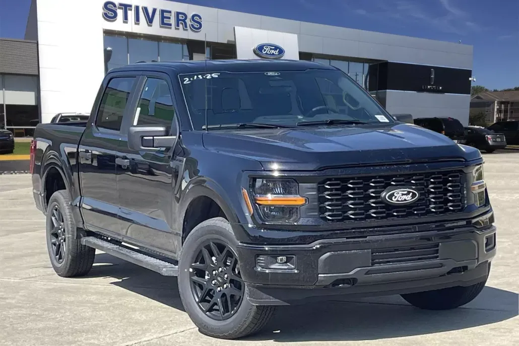 2025 Ford F-150 STX photo 1