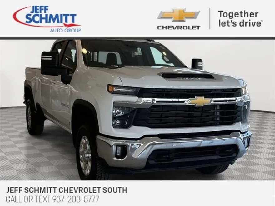 2025 Chevrolet Silverado 3500HD LT photo 1
