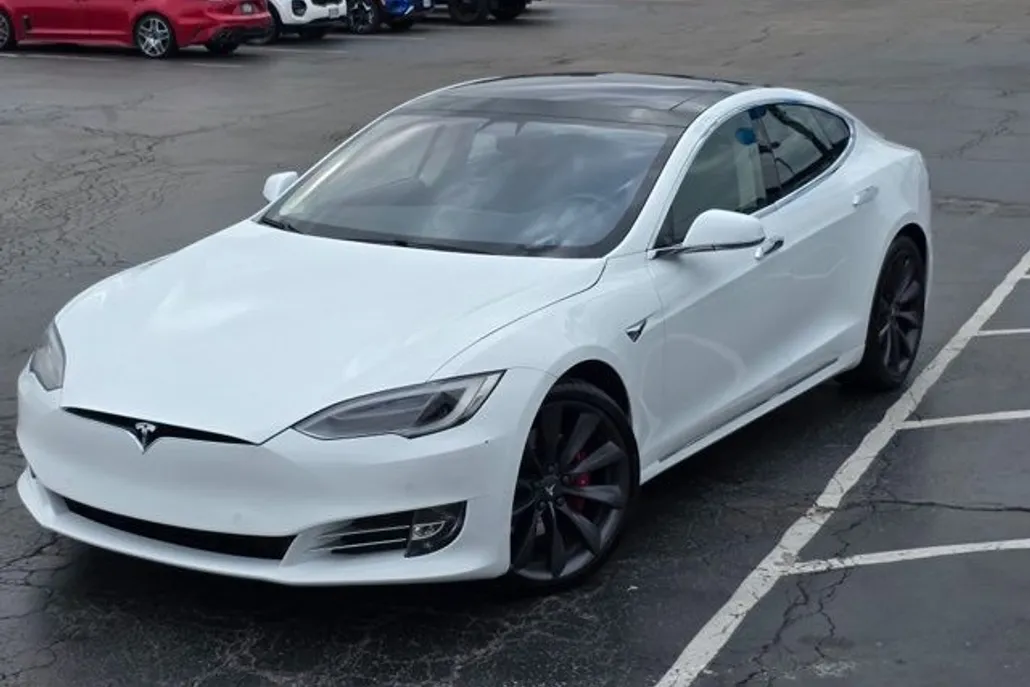 2016 Tesla Model S P100D photo 1