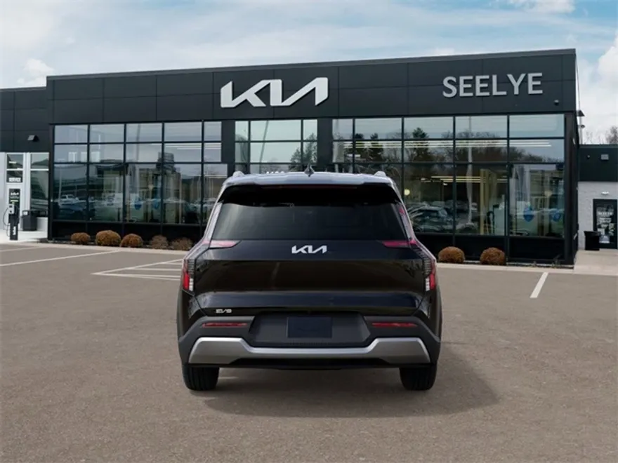 2026 Kia EV9 Wind photo 1