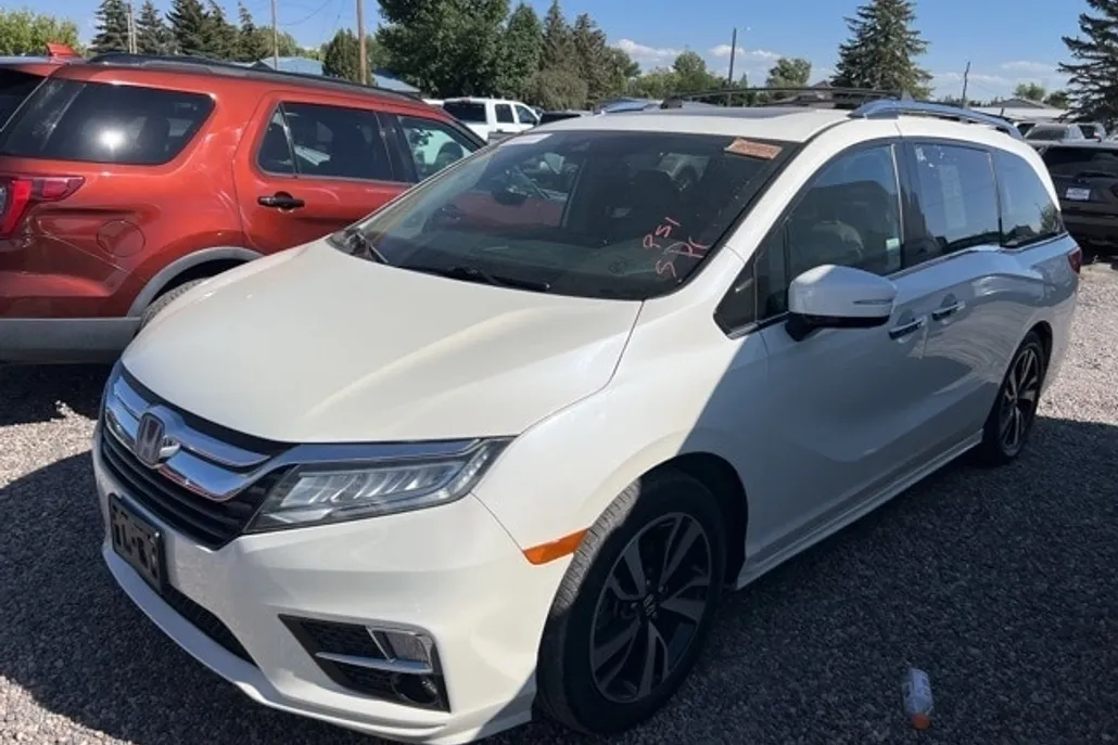 2018 Honda Odyssey Elite photo 1