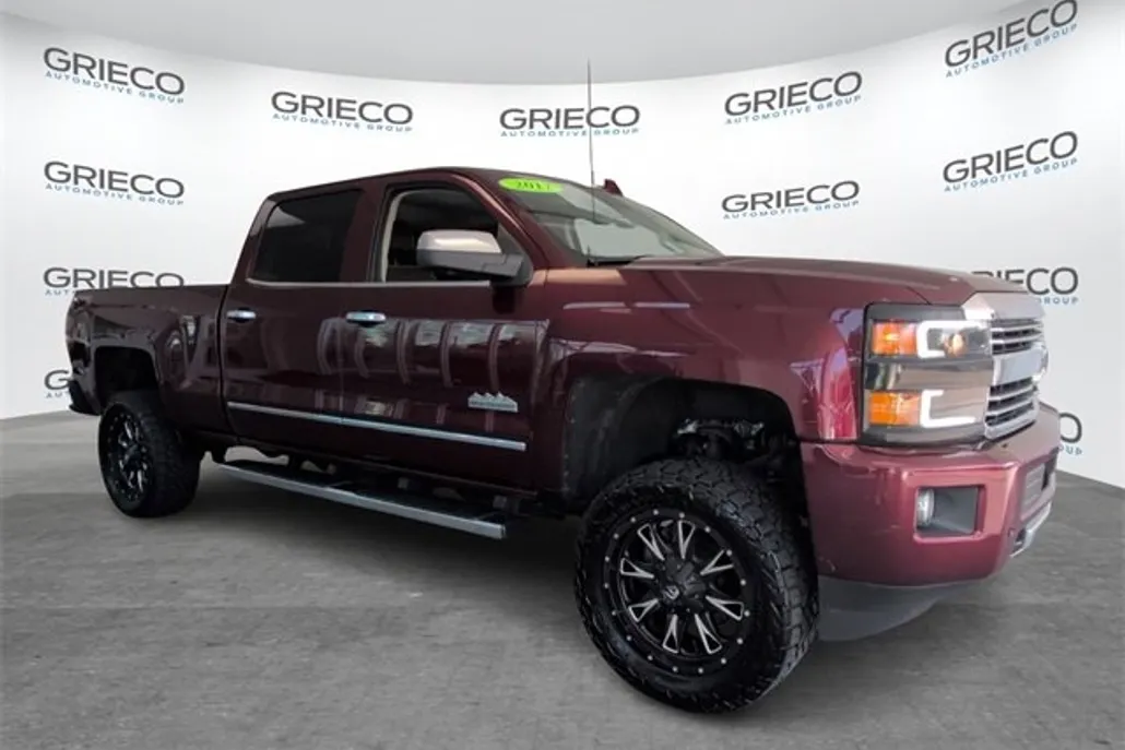 2017 Chevrolet Silverado 2500HD High Country photo 1
