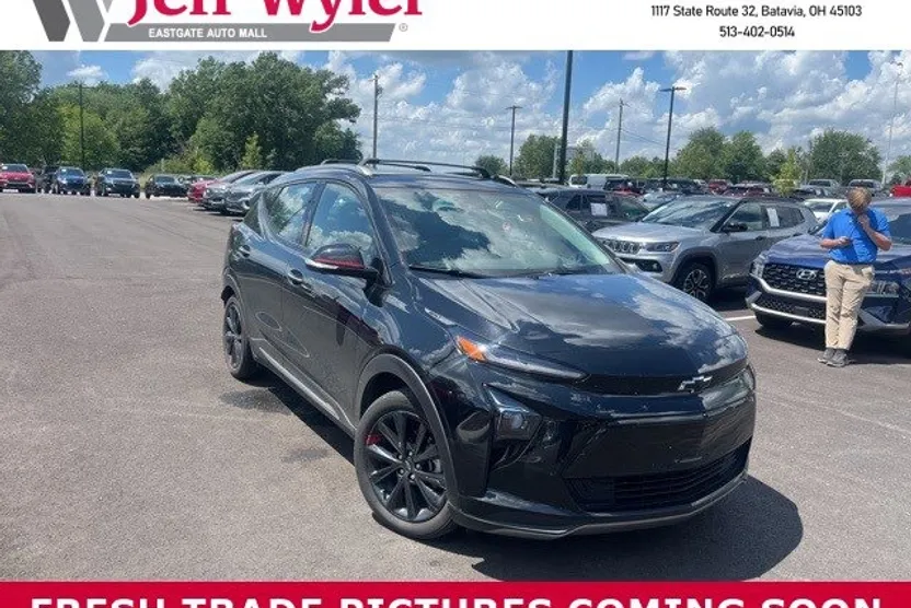 2023 Chevrolet Bolt EUV Premier photo 1
