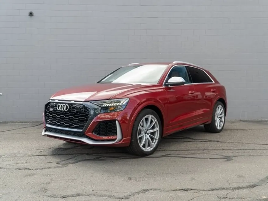 2024 Audi RS Q8 photo 1