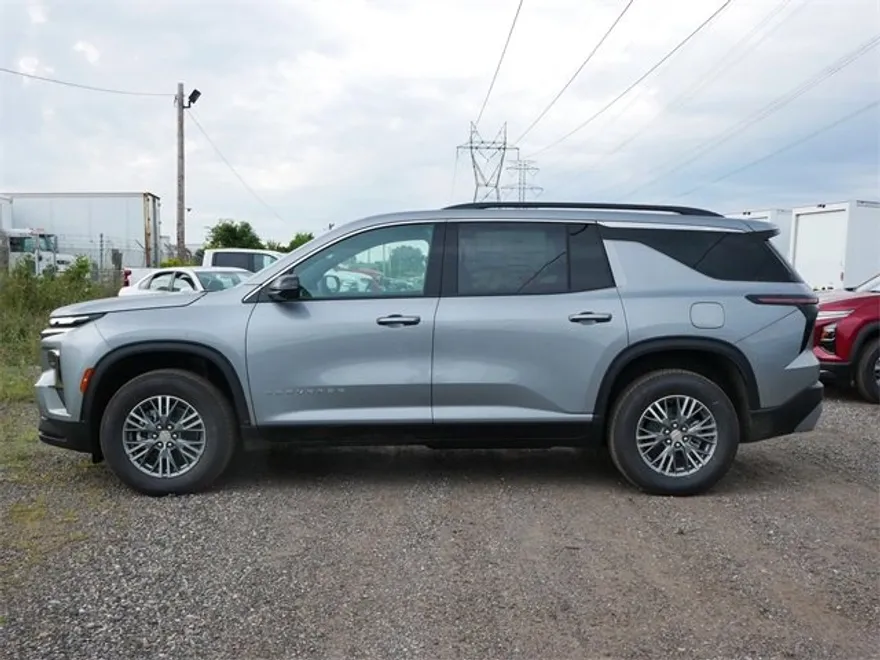 2026 Chevrolet Traverse photo 1
