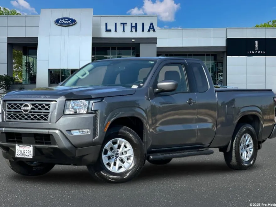 2024 Nissan Frontier SV photo 1