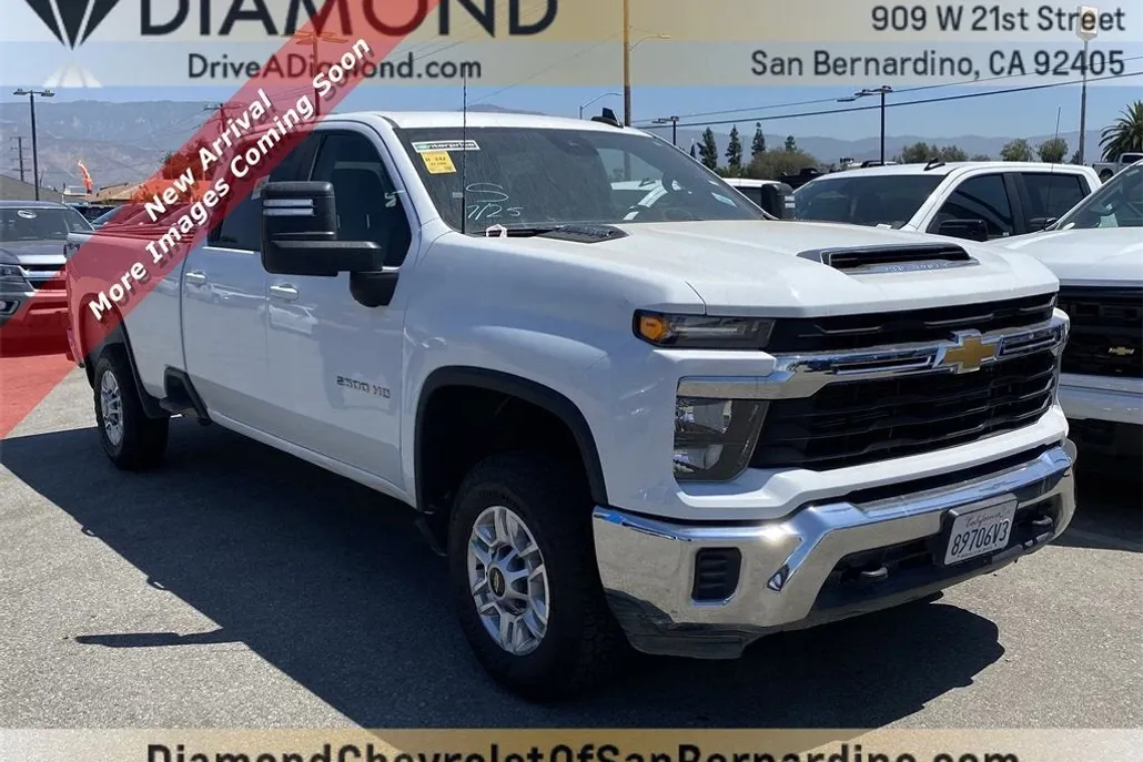 2024 Chevrolet Silverado 2500HD LT photo 1