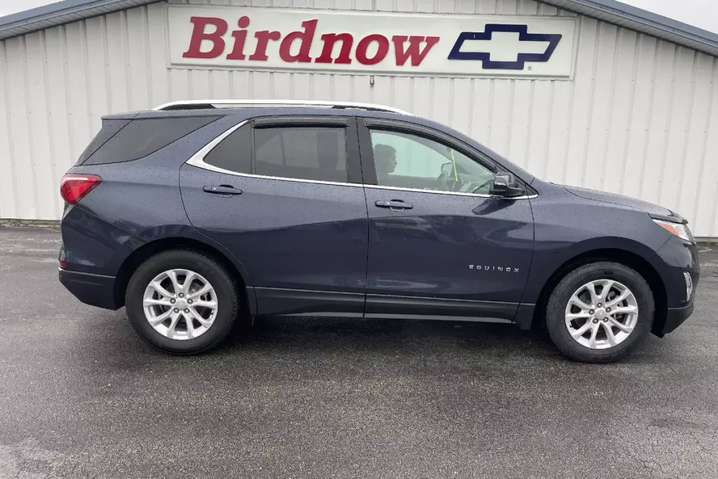 2018 Chevrolet Equinox LT photo 1