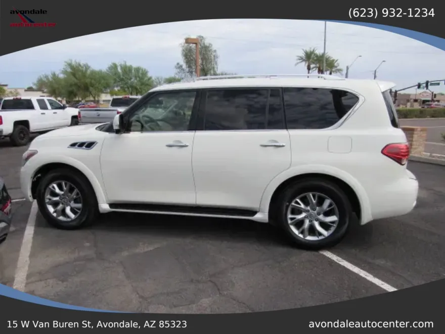 2013 Infiniti QX56 photo 1