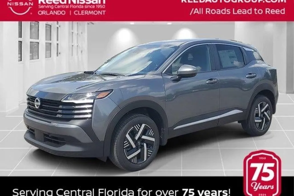 2025 Nissan Kicks SV photo 1