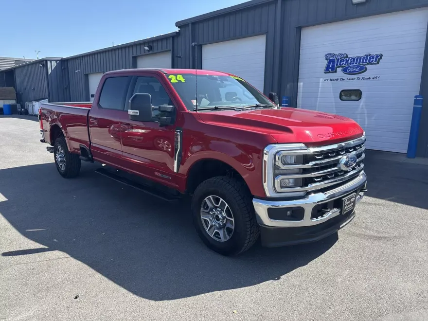 2024 Ford F-350 Lariat photo 1
