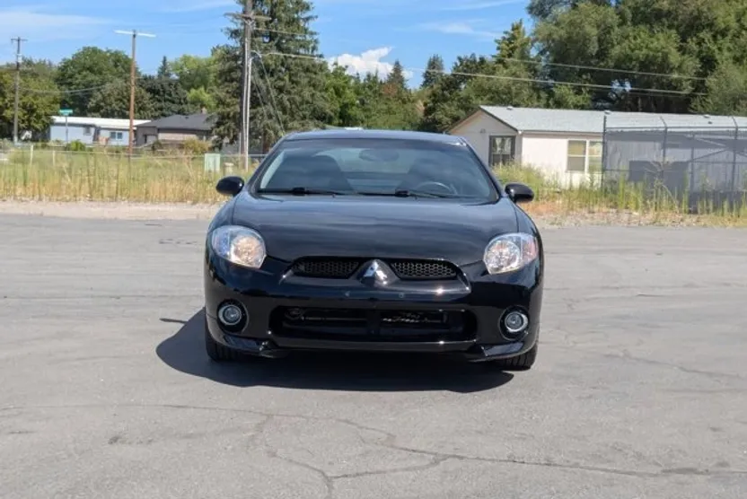 2008 Mitsubishi Eclipse GT photo 1