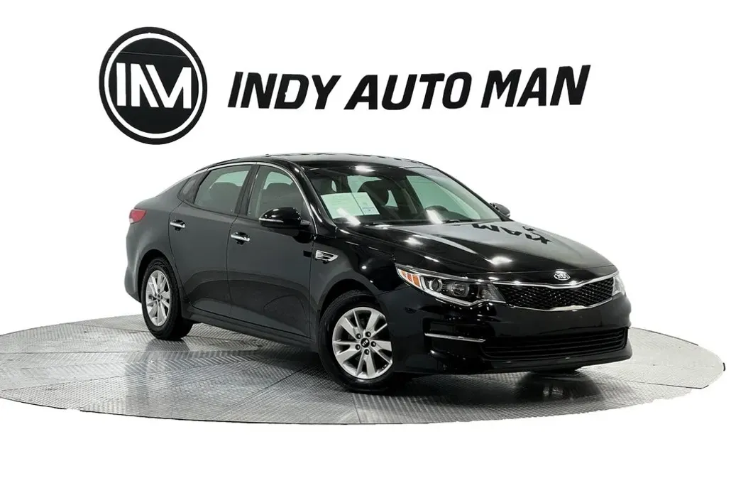 2018 Kia Optima LX photo 1