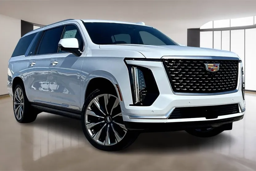 2026 Cadillac Escalade ESV Luxury photo 1