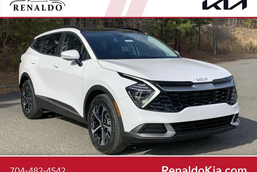 2025 Kia Sportage EX photo 1