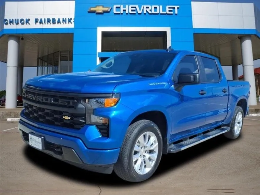 2024 Chevrolet Silverado 1500 Custom photo 1