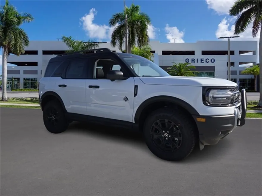 2025 Ford Bronco Sport Outer Banks photo 1