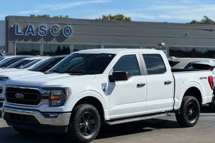 2023 Ford F-150 XLT photo 1