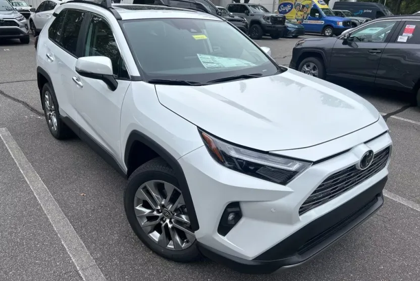 2025 Toyota RAV4 Limited photo 1
