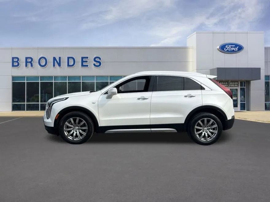 2019 Cadillac XT4 Premium Luxury photo 1