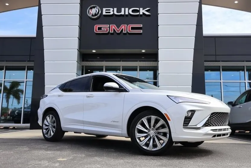 2025 Buick Envista Avenir photo 1