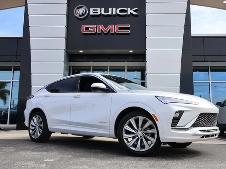 2025 Buick Envista Avenir photo 1