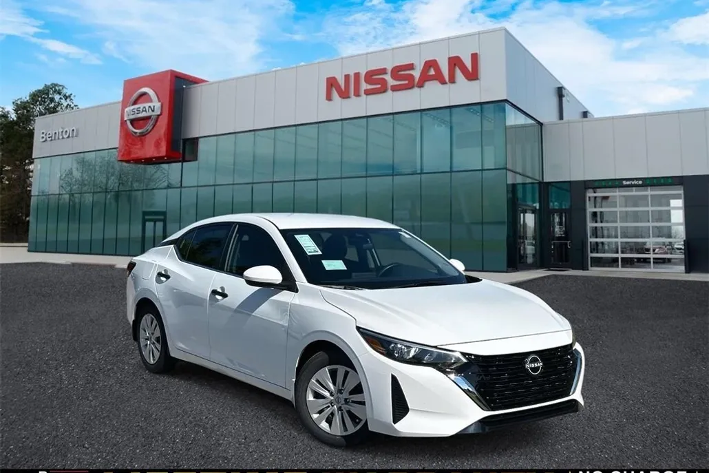 2025 Nissan Sentra S photo 1