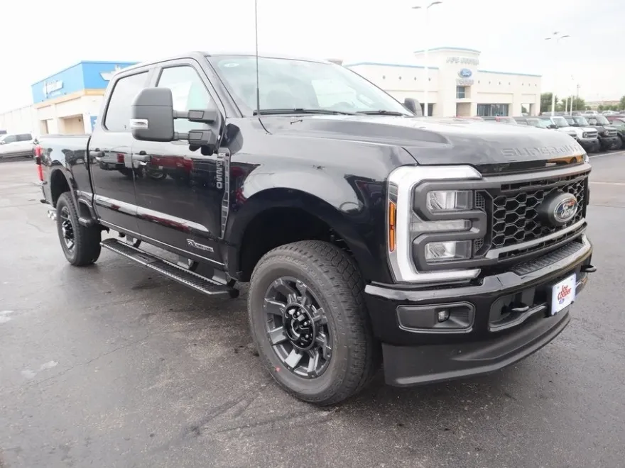 2025 Ford F-250 XL photo 1